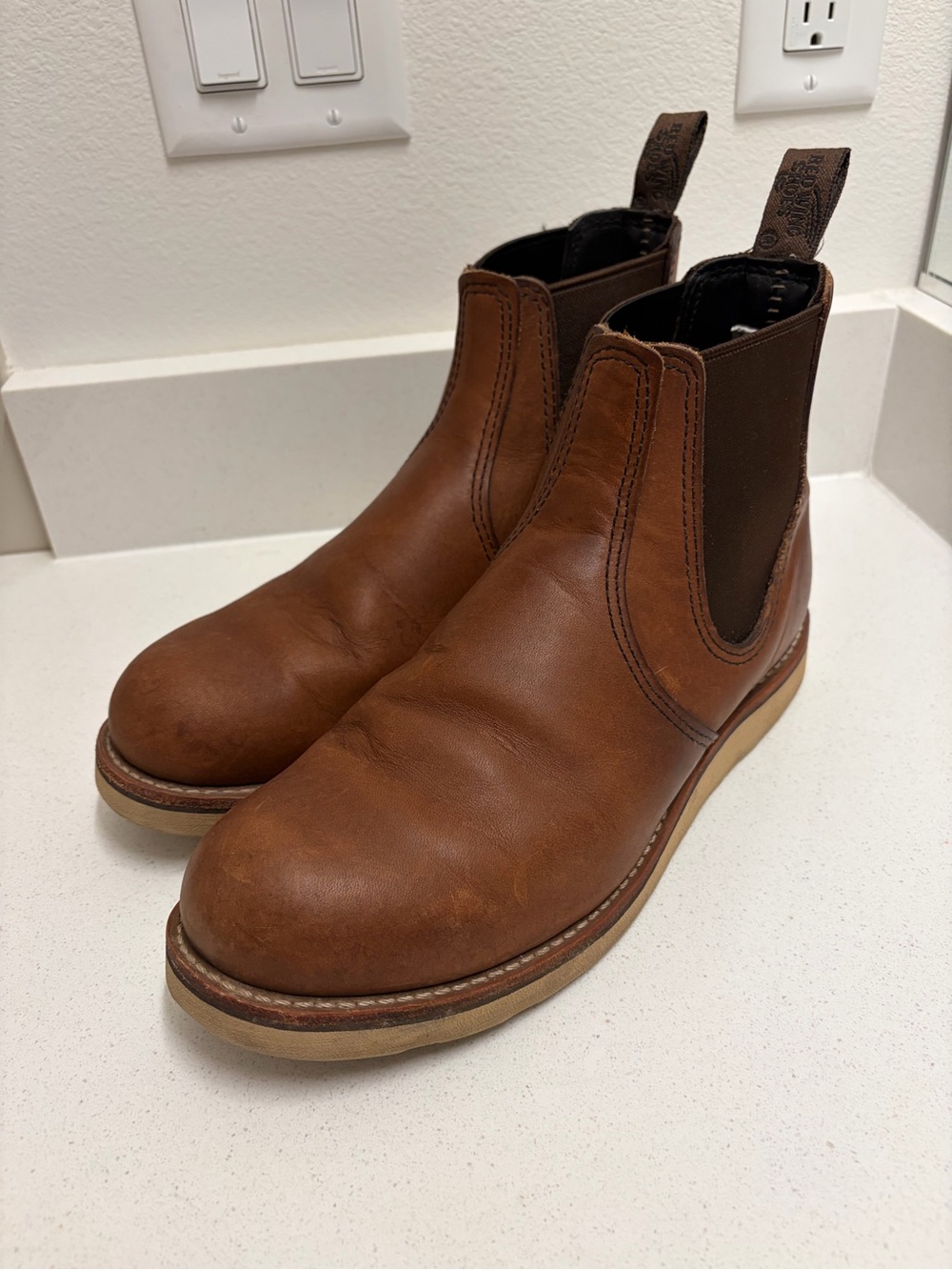 Redwing Chelsea Boots in Amber Leather